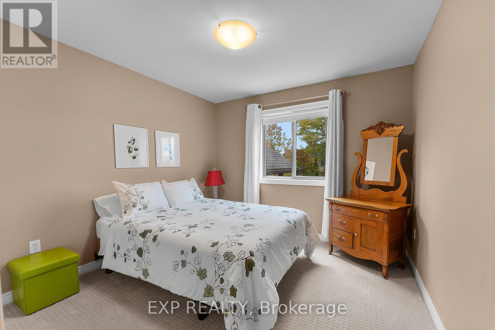 9148 Tapestry Court, Niagara Falls, Ontario  L2H 0E2 - Photo 22 - X12487616