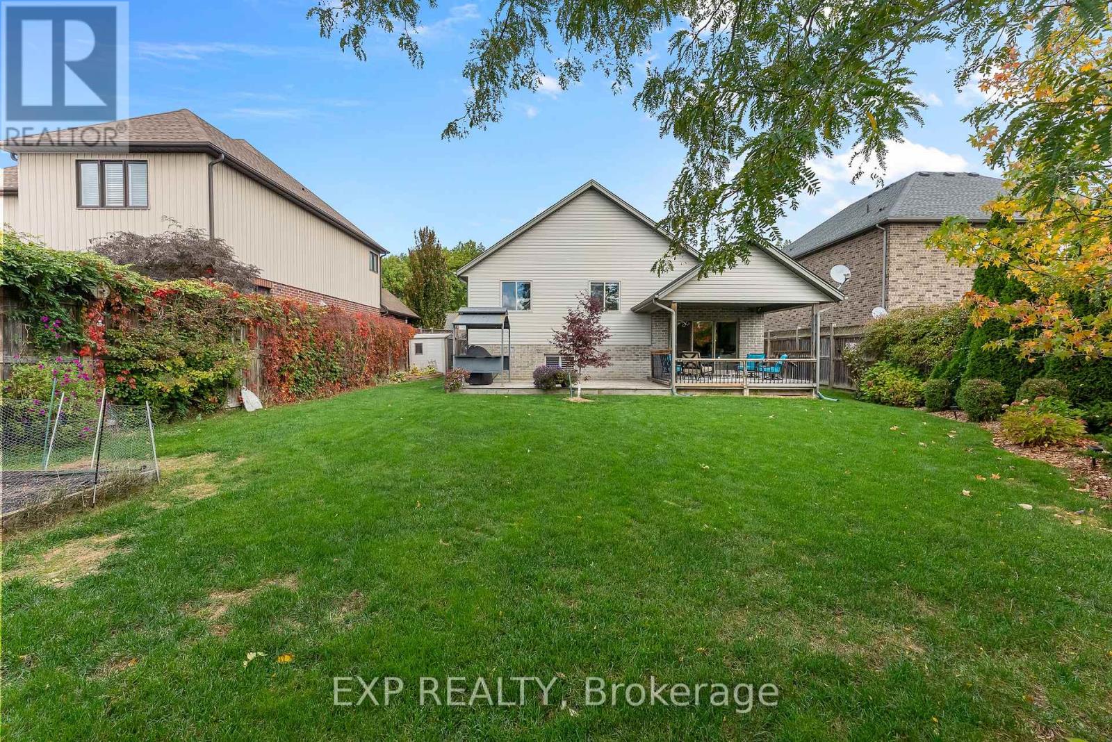 9148 Tapestry Court, Niagara Falls, Ontario  L2H 0E2 - Photo 38 - X12487616