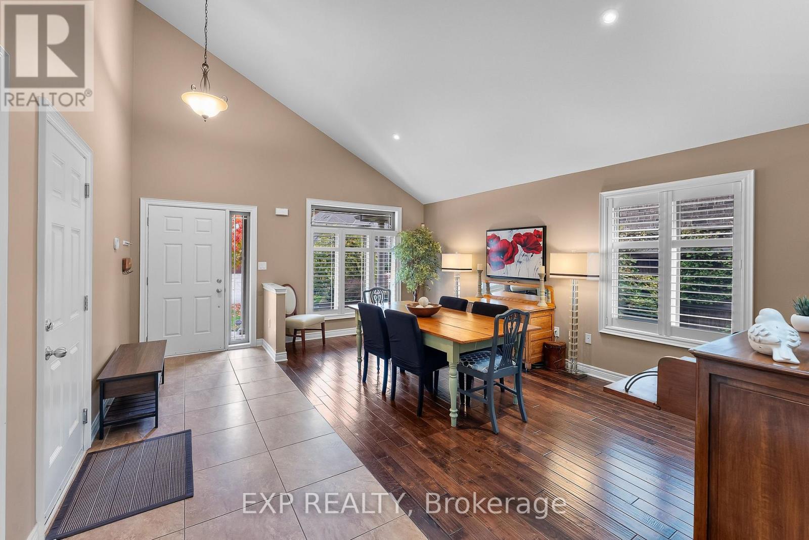 9148 Tapestry Court, Niagara Falls, Ontario  L2H 0E2 - Photo 8 - X12487616