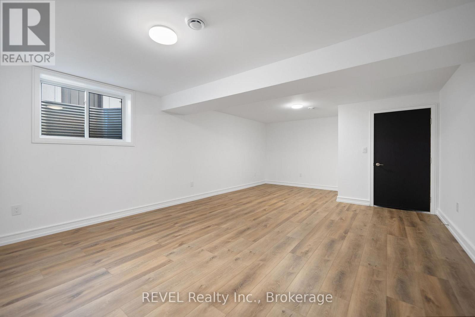 40 Ivy Crescent, Thorold, Ontario  L2V 0J9 - Photo 45 - X12487621