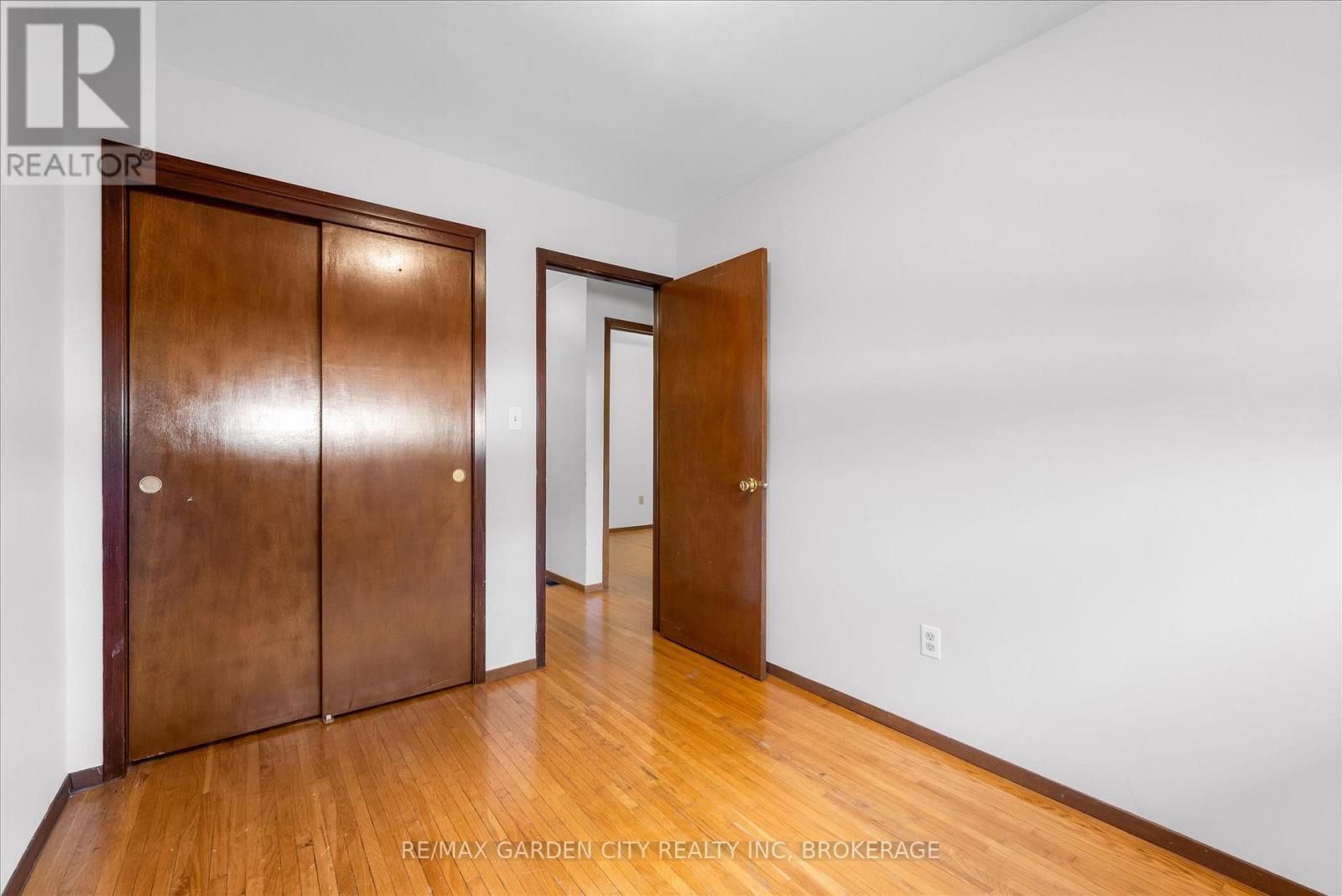 35 Allan Drive, St. Catharines, Ontario  L2N 6H3 - Photo 12 - X12487661