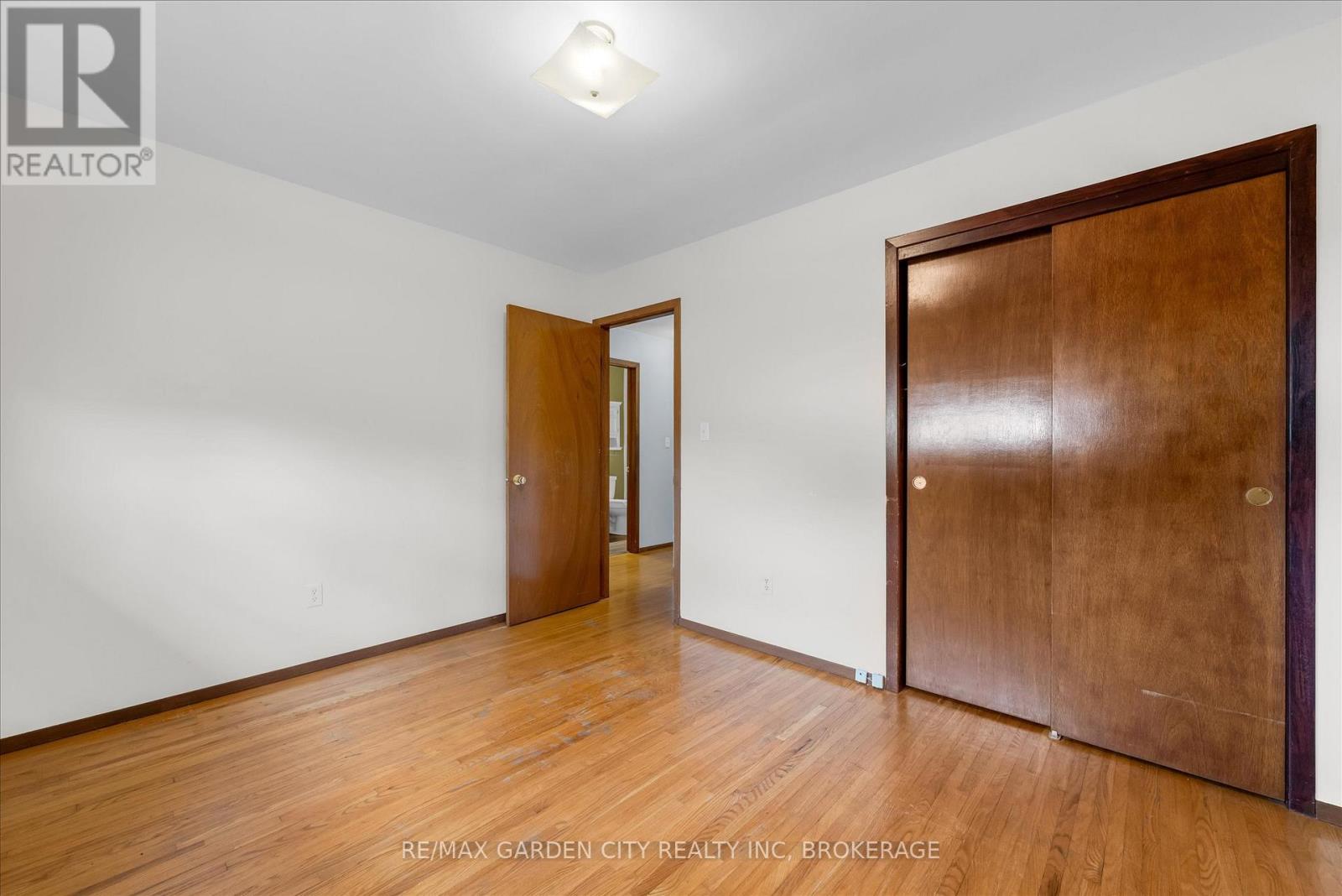 35 Allan Drive, St. Catharines, Ontario  L2N 6H3 - Photo 14 - X12487661