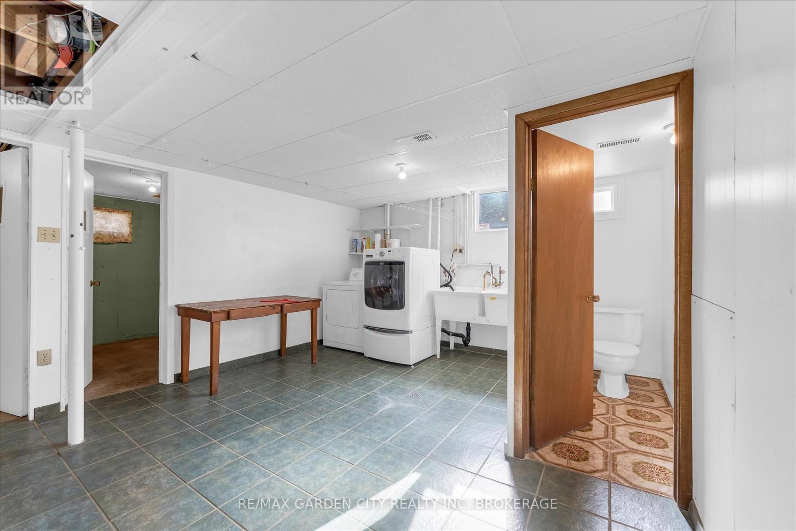 35 Allan Drive, St. Catharines, Ontario  L2N 6H3 - Photo 17 - X12487661