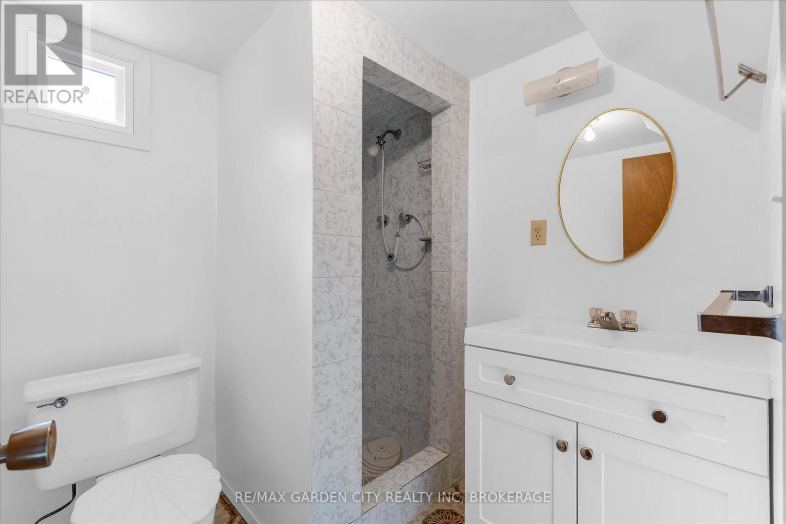 35 Allan Drive, St. Catharines, Ontario  L2N 6H3 - Photo 18 - X12487661