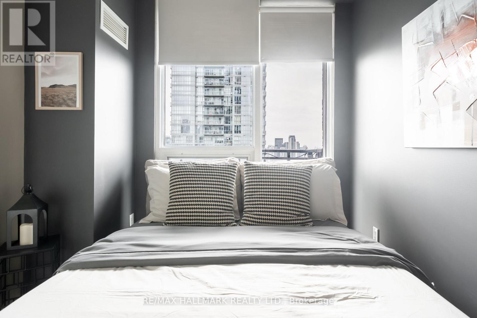 3008 - 25 Capreol Court, Toronto, Ontario  M5V 3Z7 - Photo 15 - C12487007