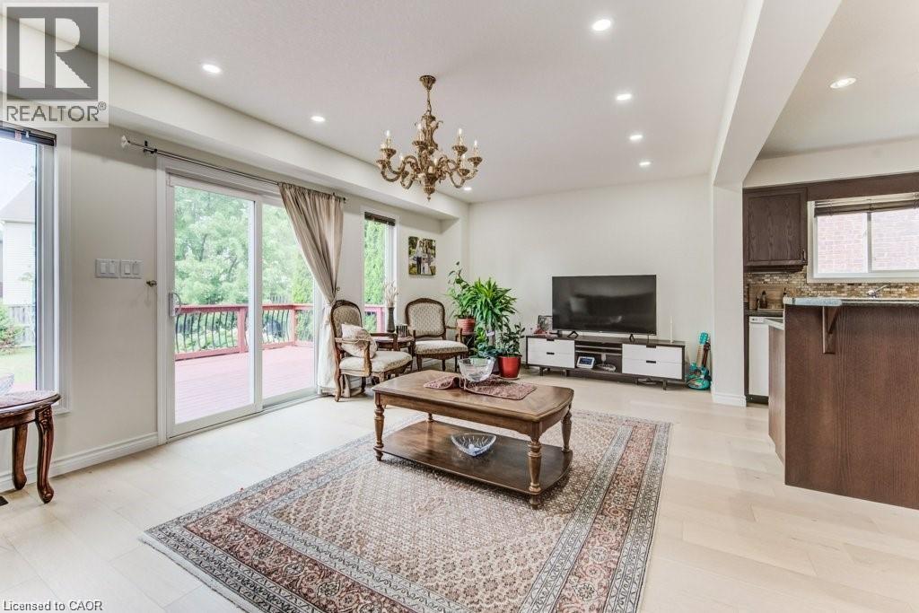 220 Lemon Grass Crescent, Kitchener, Ontario  N2N 3R7 - Photo 13 - 40784040