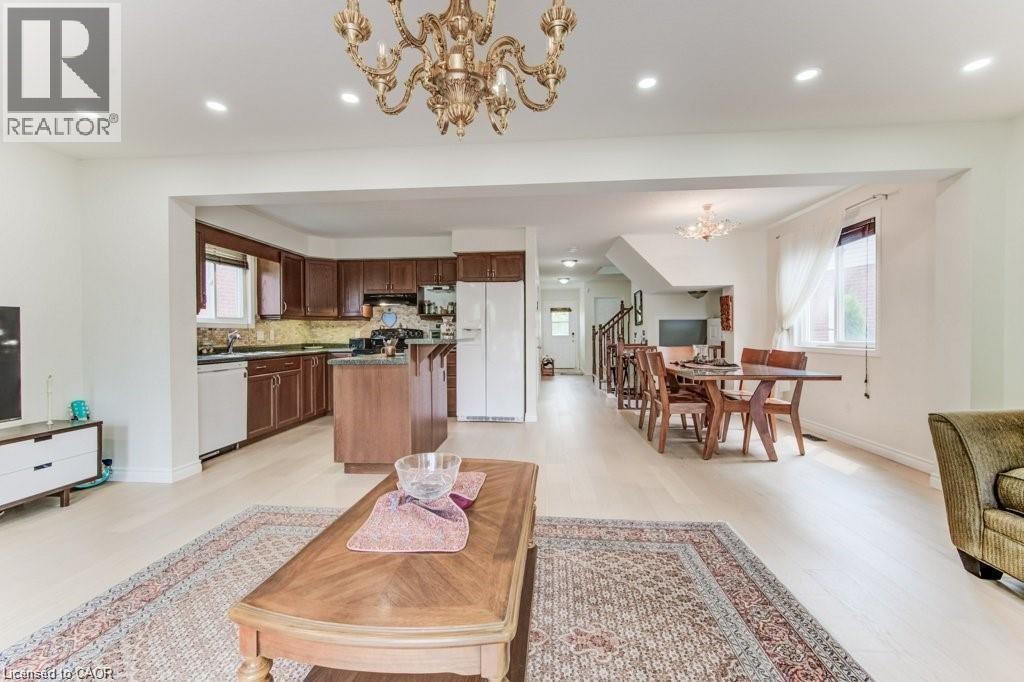 220 Lemon Grass Crescent, Kitchener, Ontario  N2N 3R7 - Photo 14 - 40784040