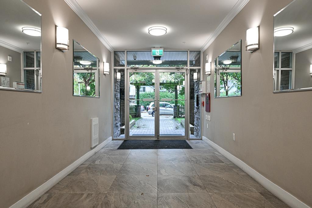 313 8183 121a Street, Surrey, British Columbia  V3W 1S7 - Photo 4 - R3062679