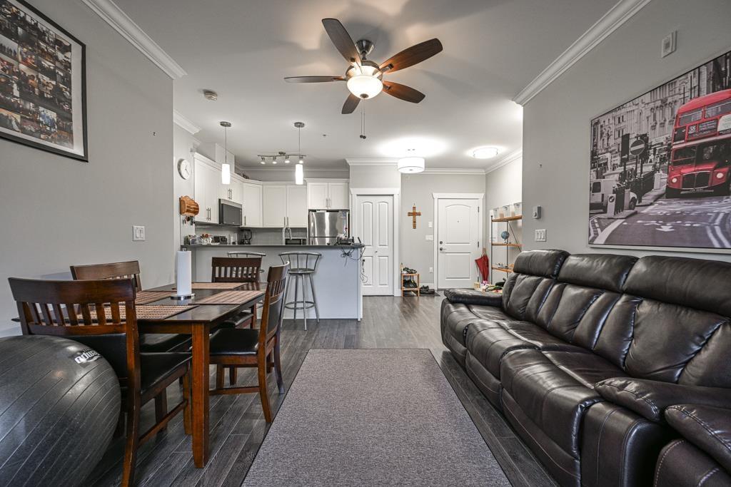 313 8183 121a Street, Surrey, British Columbia  V3W 1S7 - Photo 5 - R3062679