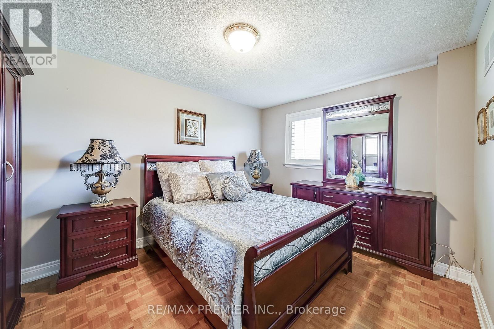 300 Belview Avenue, Vaughan, Ontario  L4L 7V7 - Photo 23 - N12442678