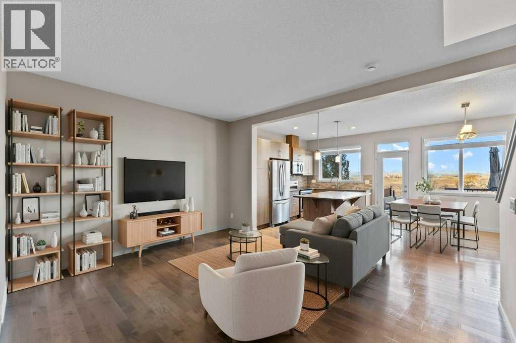 251 Sunrise View, Cochrane, Alberta  T4C 0Z6 - Photo 6 - A2266647