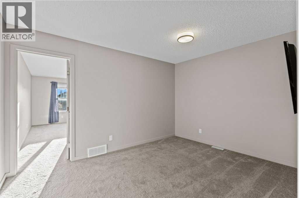 251 Sunrise View, Cochrane, Alberta  T4C 0Z6 - Photo 25 - A2266647