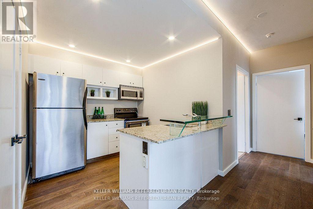 2501 - 218 Queens Quay W, Toronto, Ontario  M5J 2Y6 - Photo 12 - C12487473