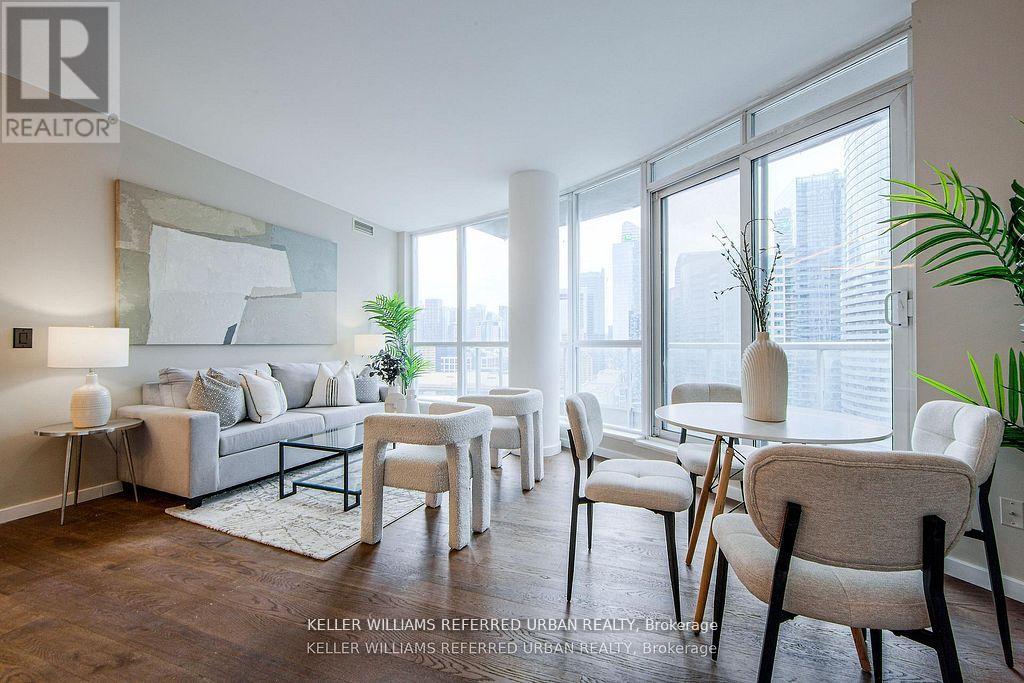 2501 - 218 Queens Quay W, Toronto, Ontario  M5J 2Y6 - Photo 9 - C12487473