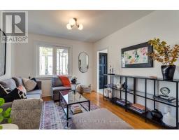 7 MULBERRY CRESCENT, Toronto, Ontario