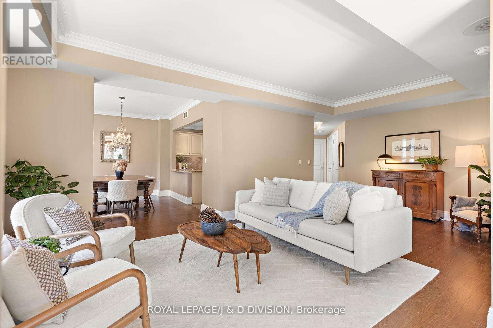 303 - 33 Delisle Avenue, Toronto, Ontario  M4V 3C7 - Photo 8 - C12487492