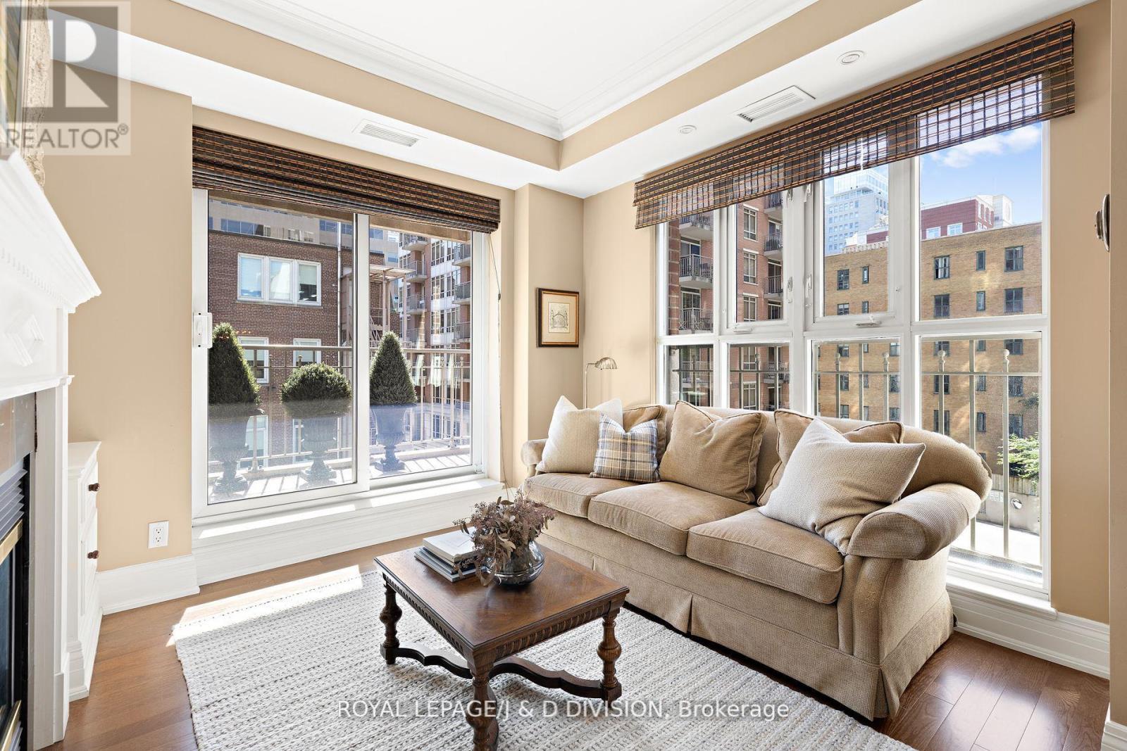 303 - 33 Delisle Avenue, Toronto, Ontario  M4V 3C7 - Photo 9 - C12487492