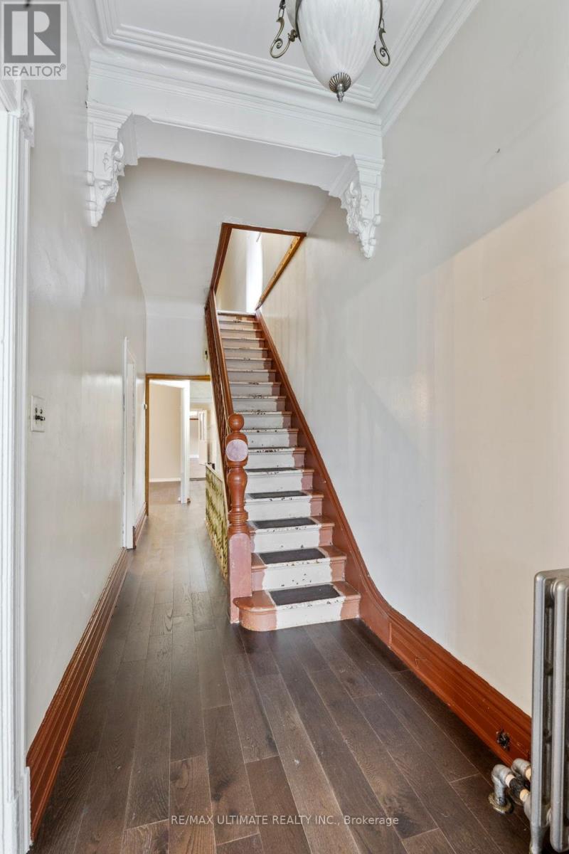 353 Dovercourt Road, Toronto, Ontario  M6J 3E4 - Photo 5 - C12487515