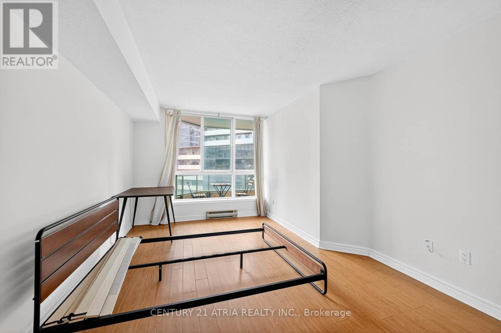 2302 - 38 Elm Street, Toronto, Ontario  M5G 2K5 - Photo 19 - C12487528