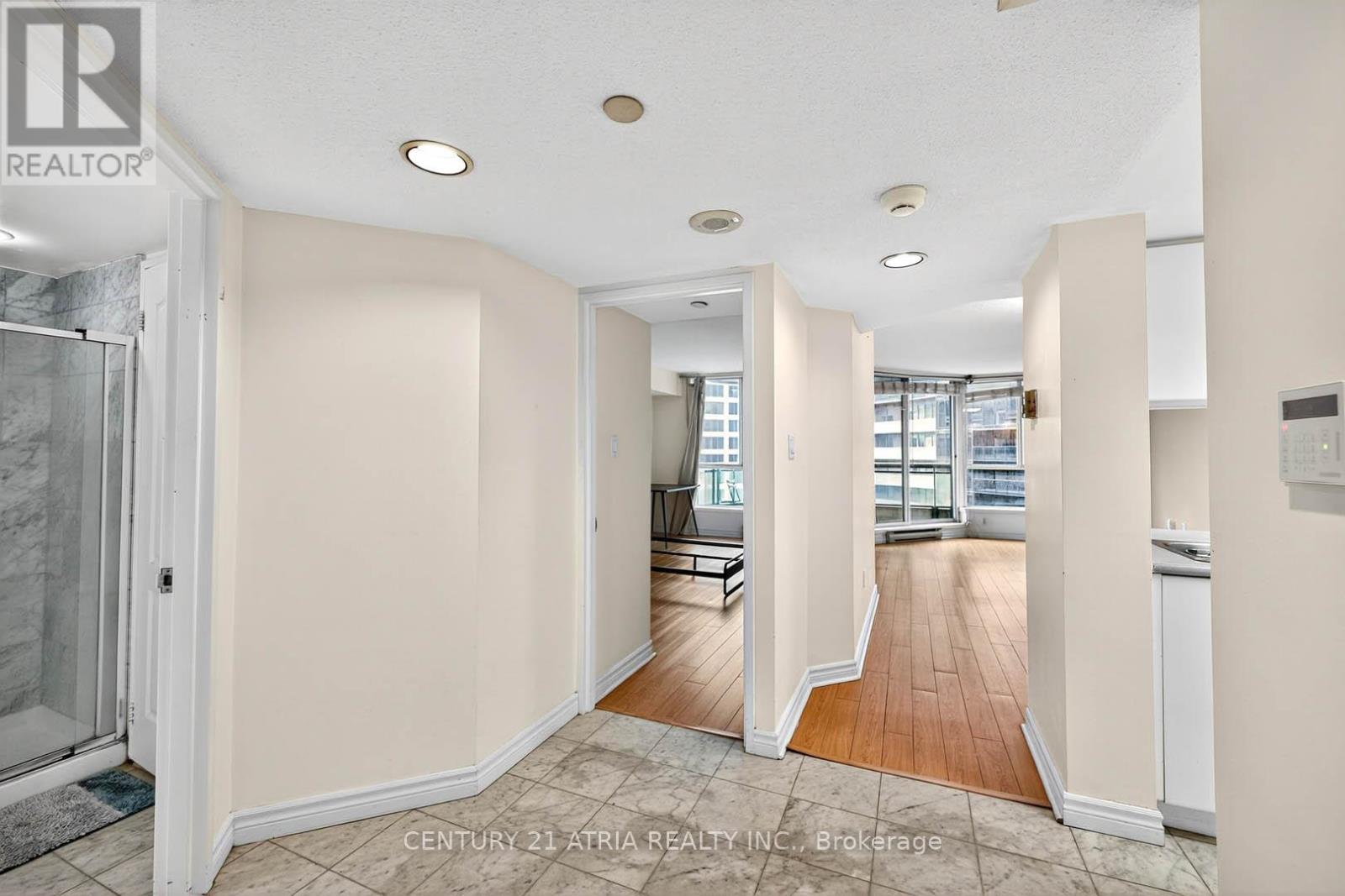 2302 - 38 Elm Street, Toronto, Ontario  M5G 2K5 - Photo 24 - C12487528