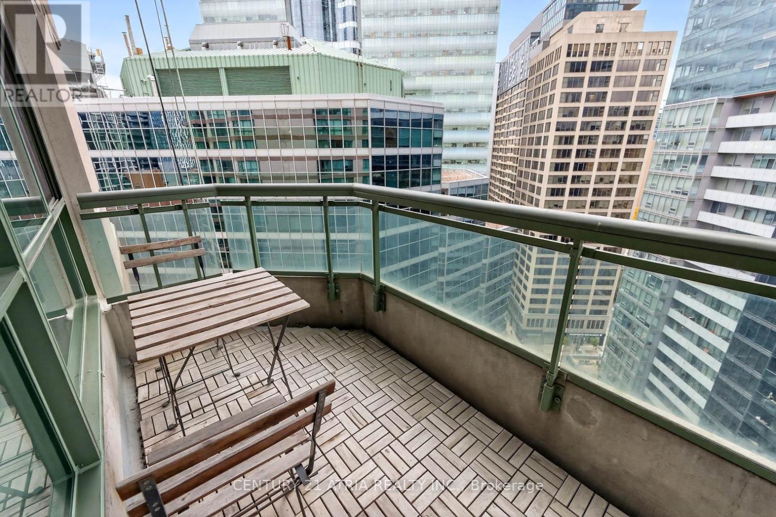 2302 - 38 Elm Street, Toronto, Ontario  M5G 2K5 - Photo 26 - C12487528