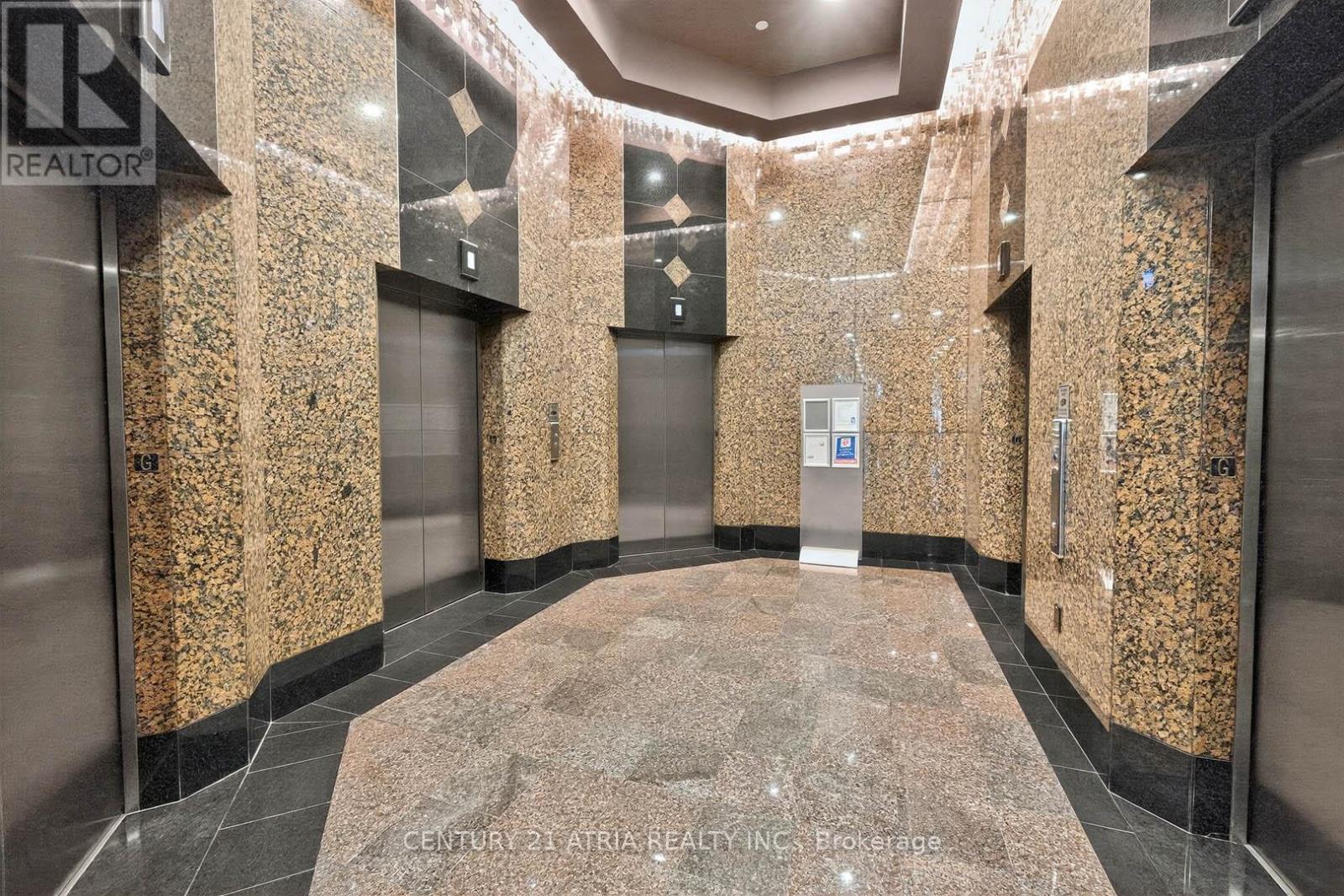 2302 - 38 Elm Street, Toronto, Ontario  M5G 2K5 - Photo 5 - C12487528