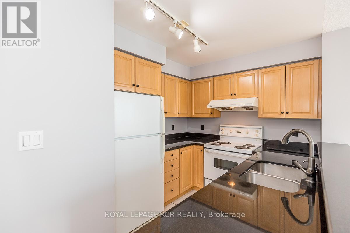 2012 - 23 Lorraine Drive, Toronto, Ontario  M2N 6Z6 - Photo 11 - C12487570