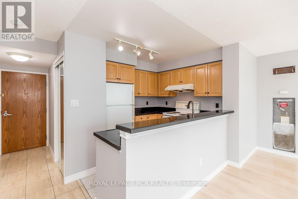 2012 - 23 Lorraine Drive, Toronto, Ontario  M2N 6Z6 - Photo 14 - C12487570
