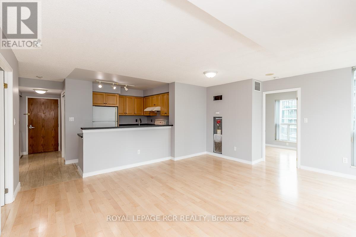 2012 - 23 Lorraine Drive, Toronto, Ontario  M2N 6Z6 - Photo 18 - C12487570