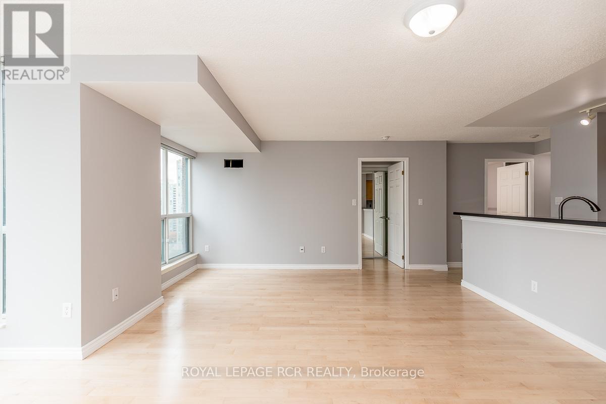 2012 - 23 Lorraine Drive, Toronto, Ontario  M2N 6Z6 - Photo 22 - C12487570