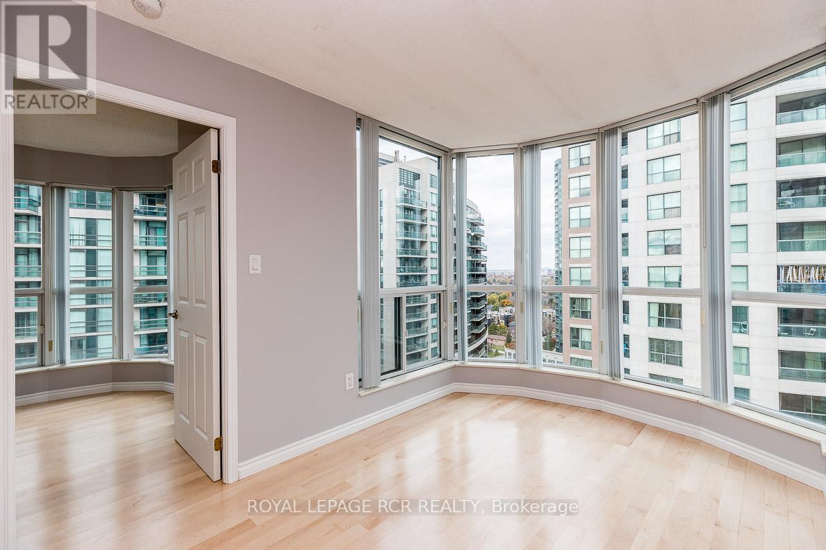 2012 - 23 Lorraine Drive, Toronto, Ontario  M2N 6Z6 - Photo 25 - C12487570