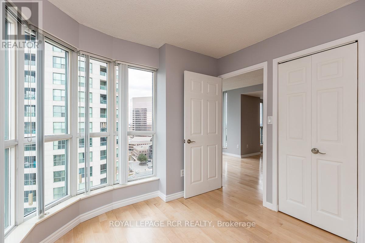 2012 - 23 Lorraine Drive, Toronto, Ontario  M2N 6Z6 - Photo 27 - C12487570