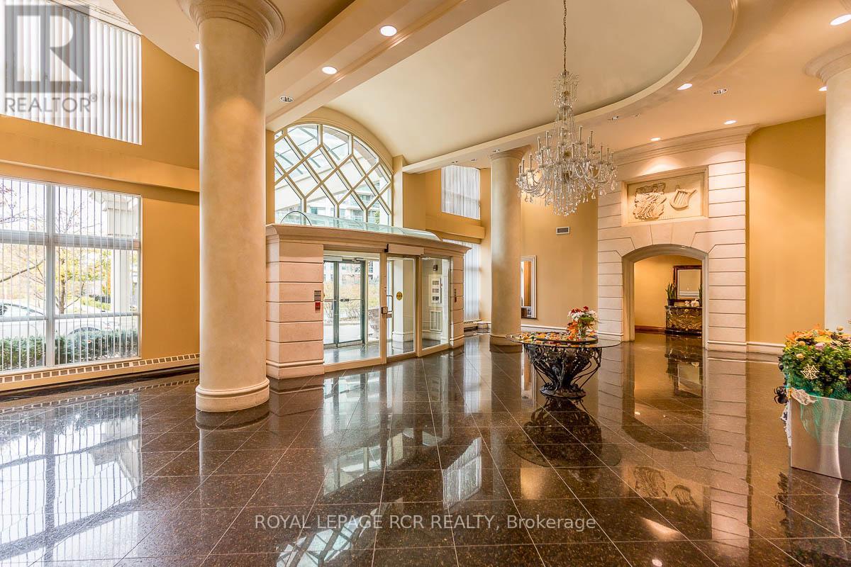 2012 - 23 Lorraine Drive, Toronto, Ontario  M2N 6Z6 - Photo 5 - C12487570