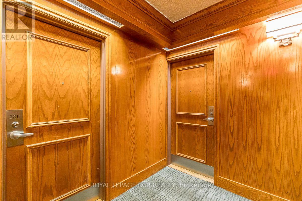 2012 - 23 Lorraine Drive, Toronto, Ontario  M2N 6Z6 - Photo 7 - C12487570