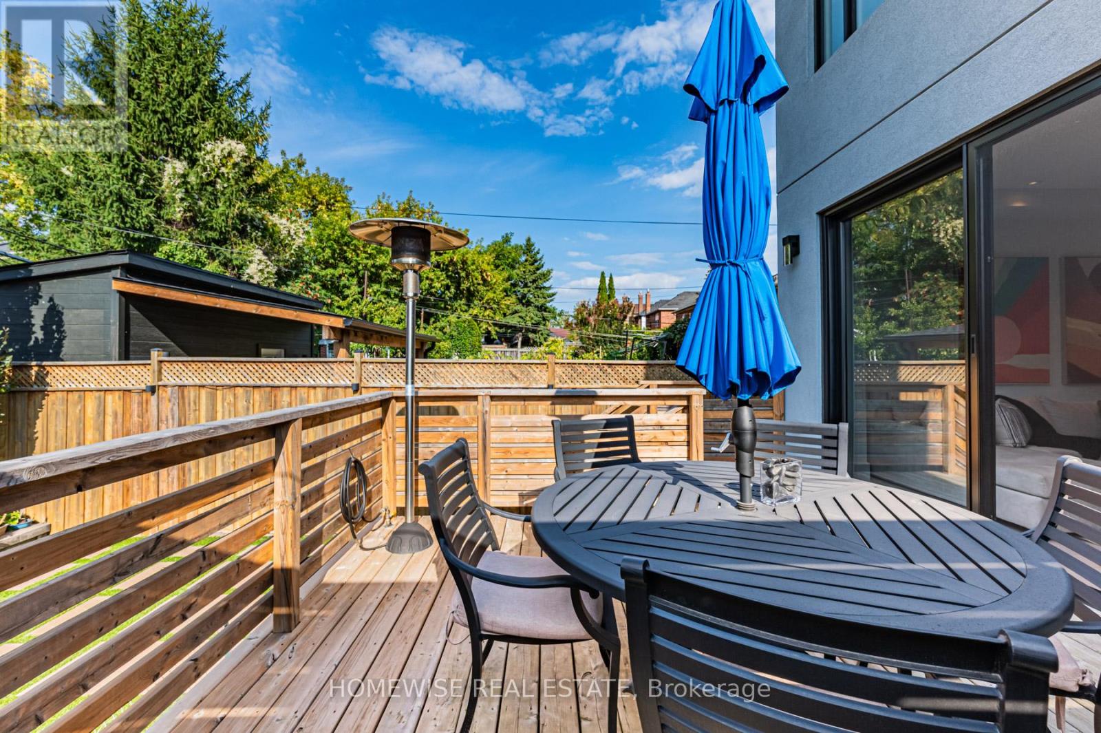 20 Clovelly Avenue, Toronto, Ontario  M6C 1Y1 - Photo 37 - C12487586