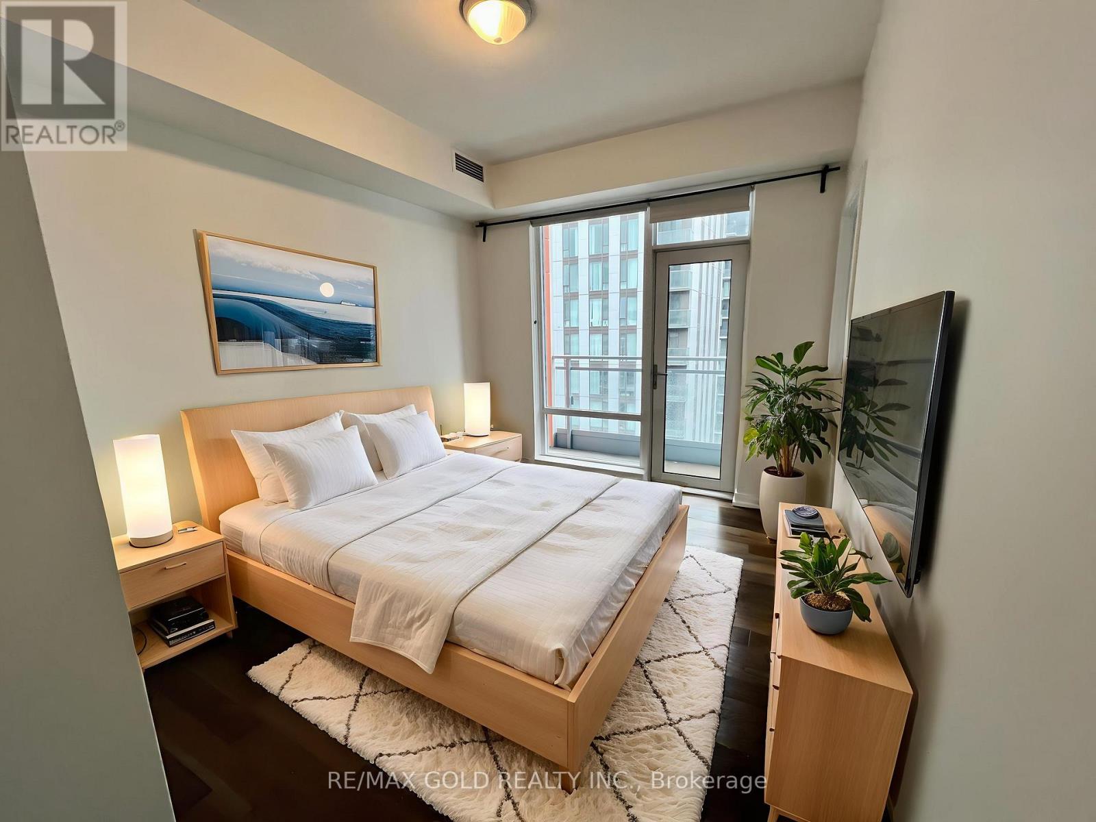 4202 - 21 Widmer Street, Toronto, Ontario  M5V 0B8 - Photo 18 - C12487587