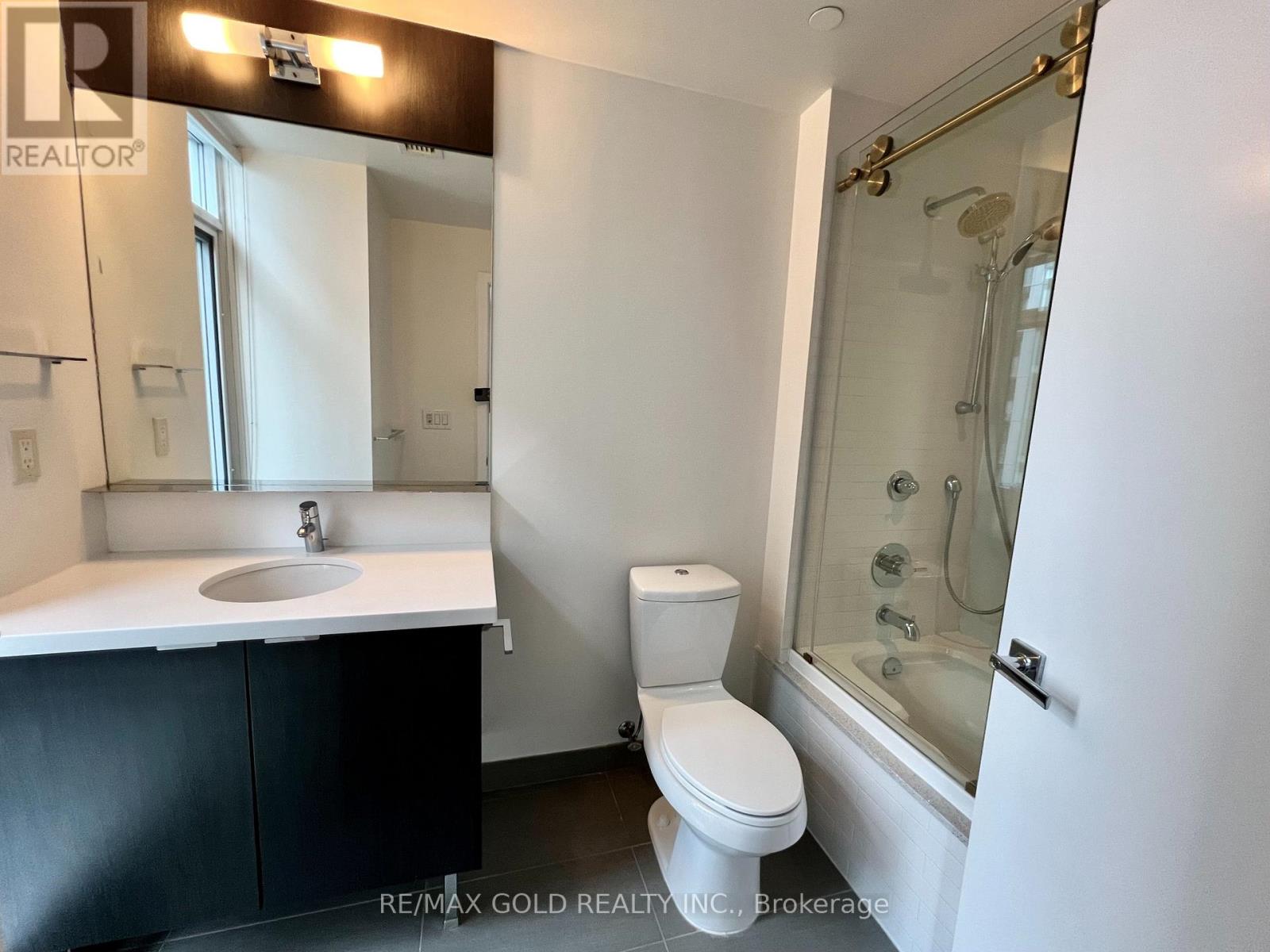 4202 - 21 Widmer Street, Toronto, Ontario  M5V 0B8 - Photo 21 - C12487587