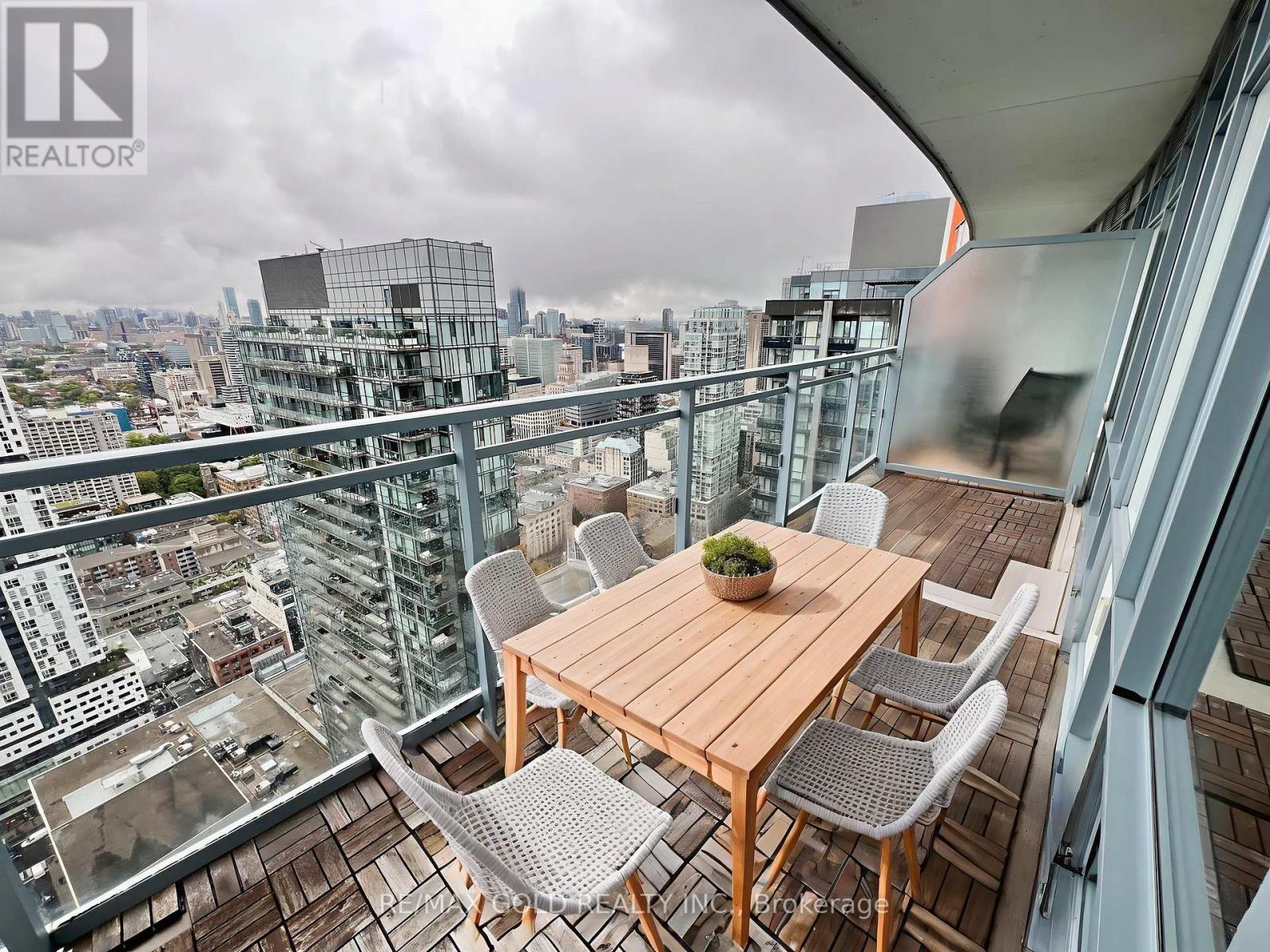 4202 - 21 Widmer Street, Toronto, Ontario  M5V 0B8 - Photo 9 - C12487587