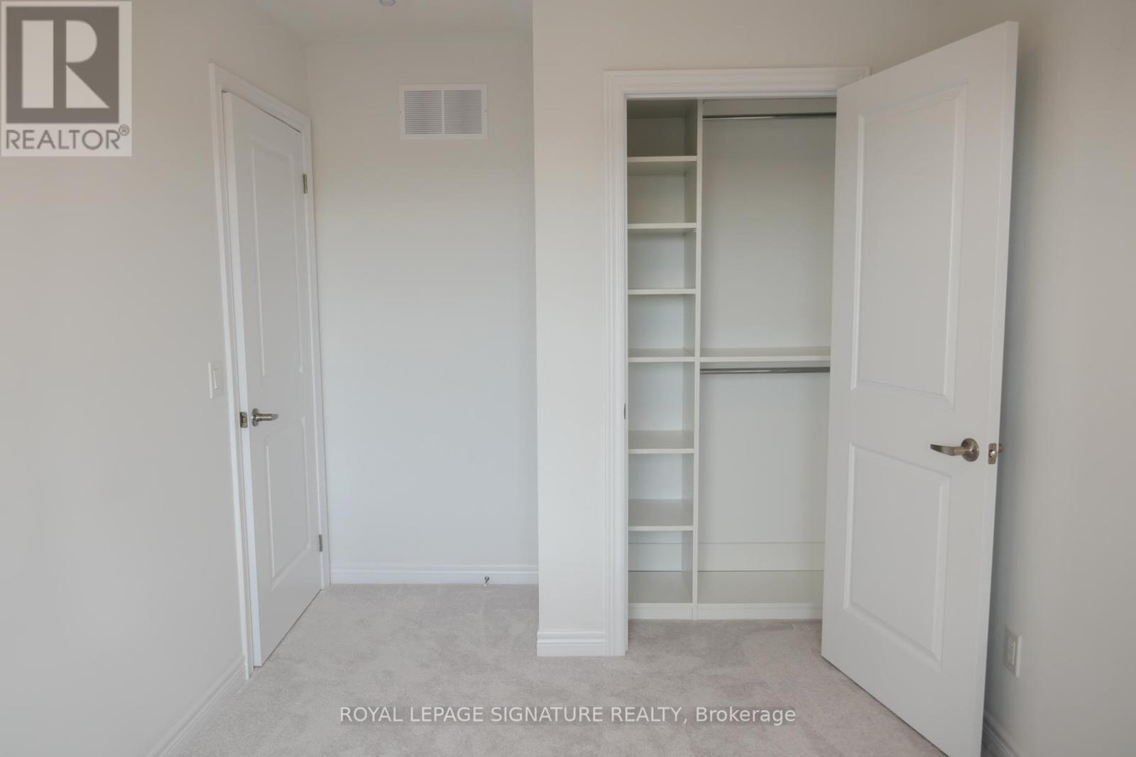 49 Sorbara Way, Whitby, Ontario  L1M 0M4 - Photo 15 - E12487474