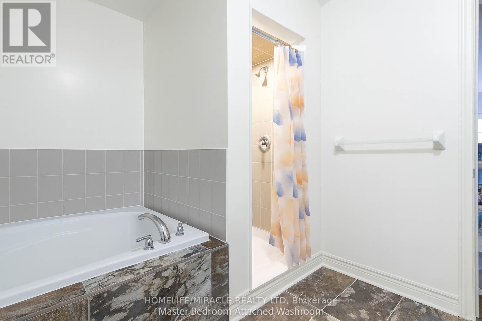 1185 Kettering Drive, Oshawa, Ontario  L1K 1A6 - Photo 12 - E12487487