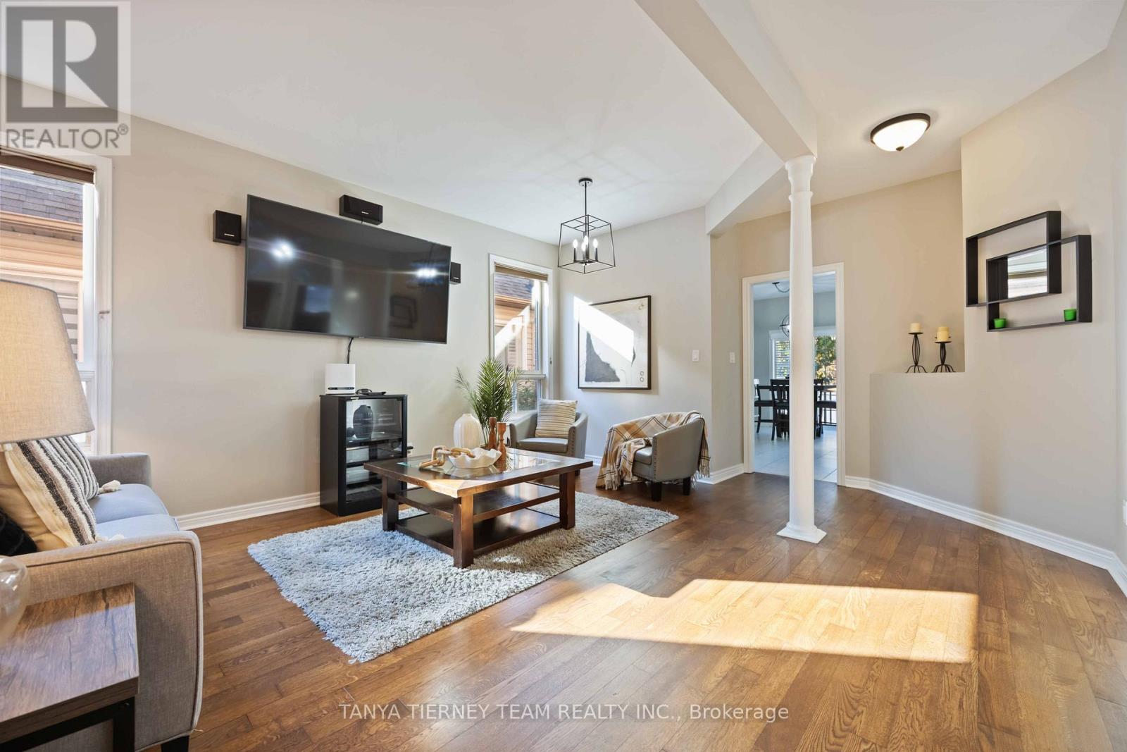 16 Cody Avenue, Whitby, Ontario  L1M 1K8 - Photo 12 - E12487558