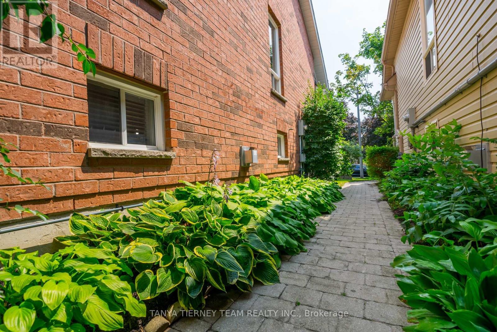 16 Cody Avenue, Whitby, Ontario  L1M 1K8 - Photo 44 - E12487558