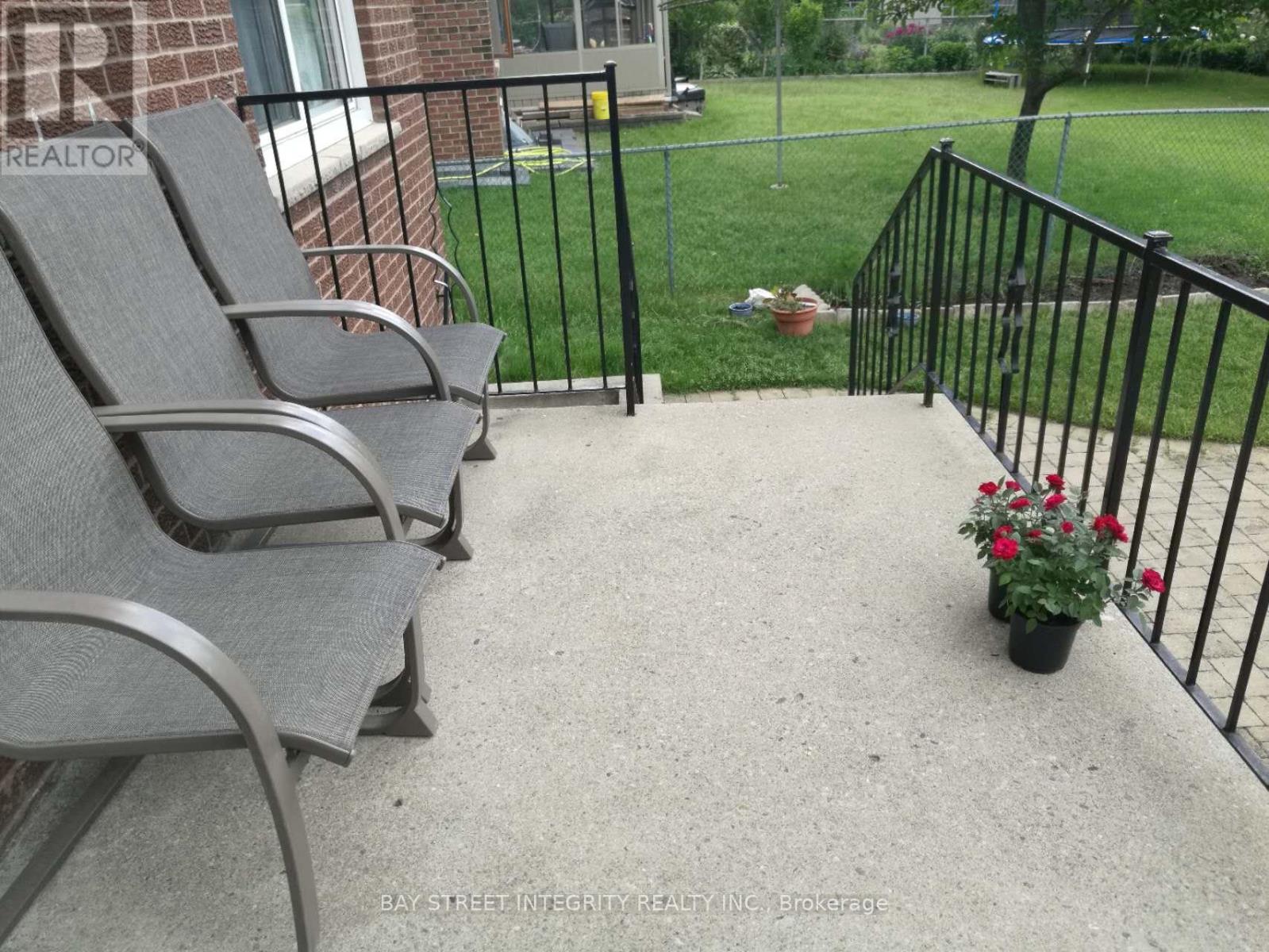 61 Morbank Drive, Toronto, Ontario  M1V 2M1 - Photo 19 - E12487594