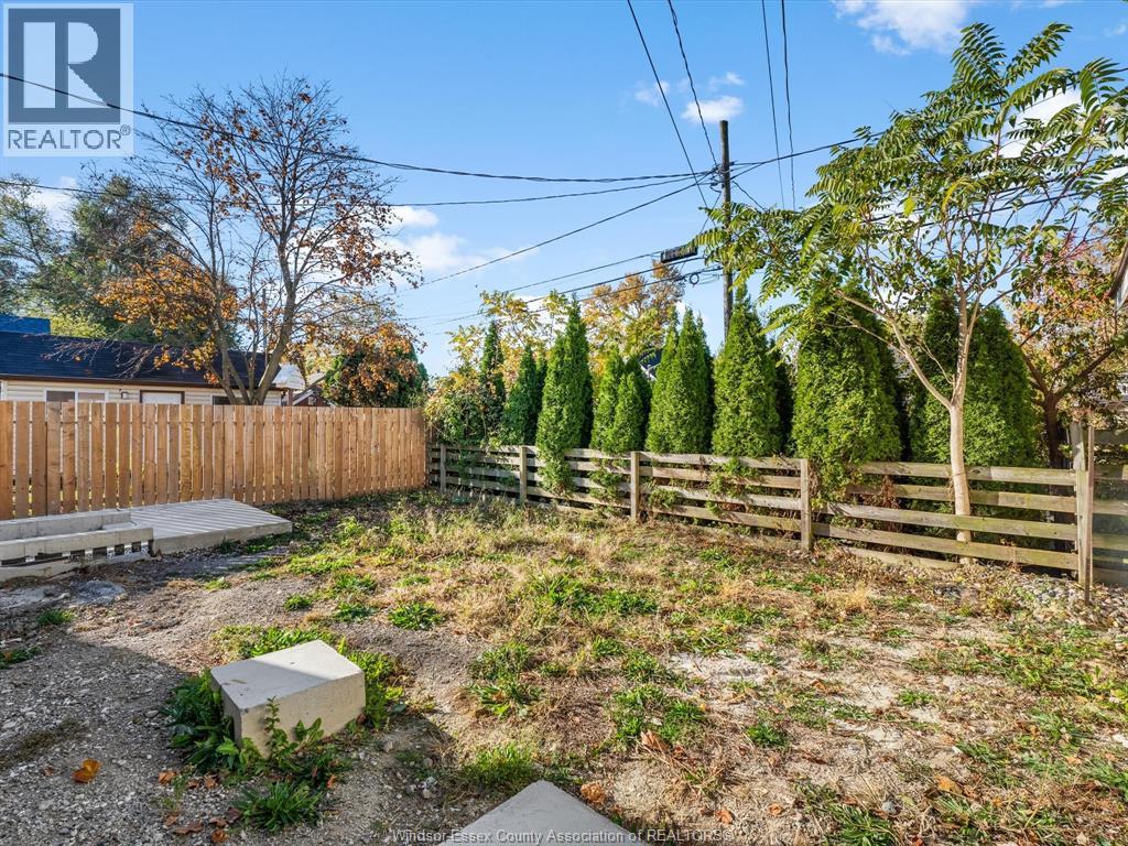 3221 Byng, Windsor, Ontario  N8W 3H1 - Photo 29 - 25027468