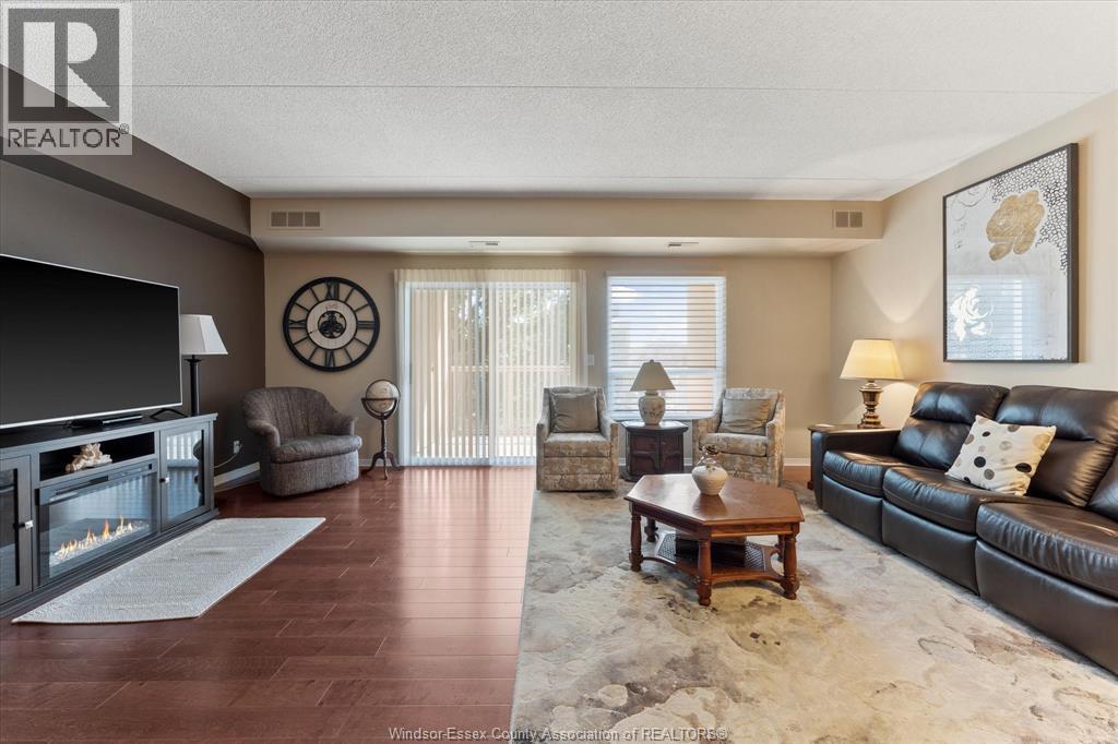 315 Village Grove Unit# 203, Tecumseh, Ontario  N8N 5G4 - Photo 10 - 25027467