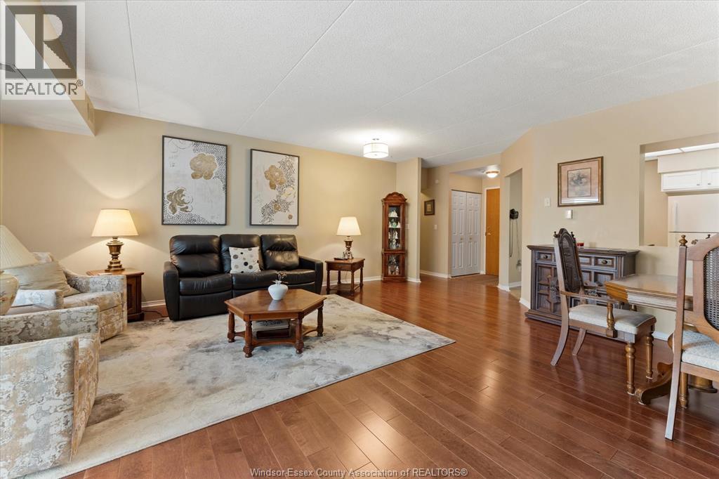 315 Village Grove Unit# 203, Tecumseh, Ontario  N8N 5G4 - Photo 12 - 25027467