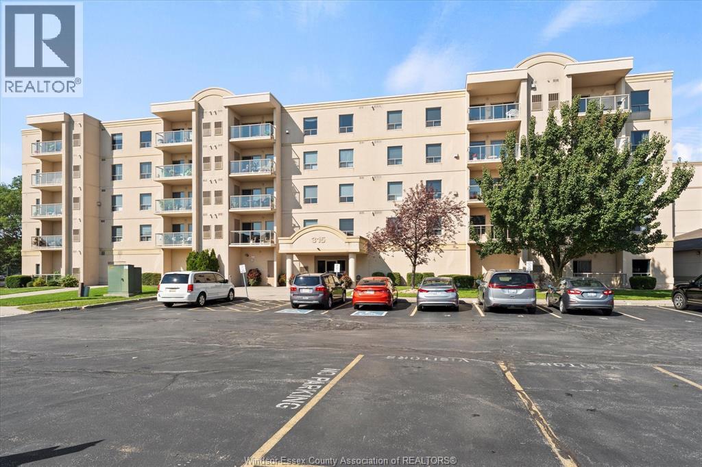 315 Village Grove Unit# 203, Tecumseh, Ontario  N8N 5G4 - Photo 2 - 25027467