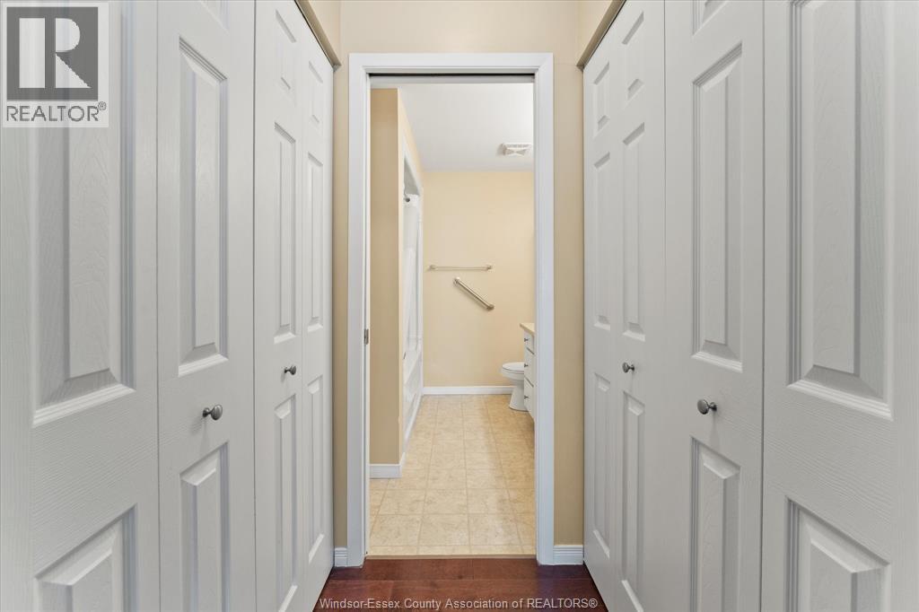 315 Village Grove Unit# 203, Tecumseh, Ontario  N8N 5G4 - Photo 20 - 25027467