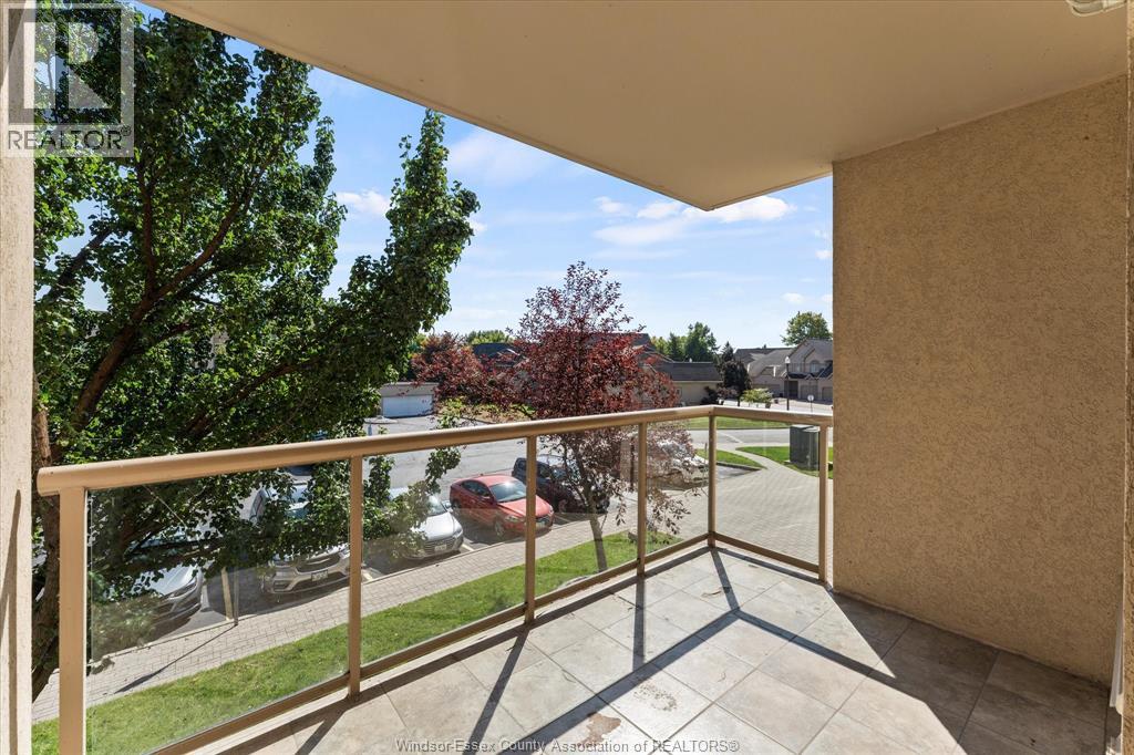 315 Village Grove Unit# 203, Tecumseh, Ontario  N8N 5G4 - Photo 25 - 25027467