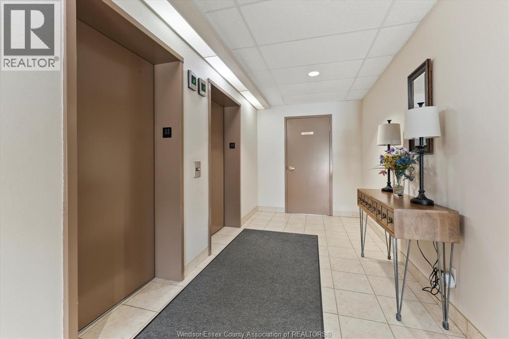 315 Village Grove Unit# 203, Tecumseh, Ontario  N8N 5G4 - Photo 28 - 25027467